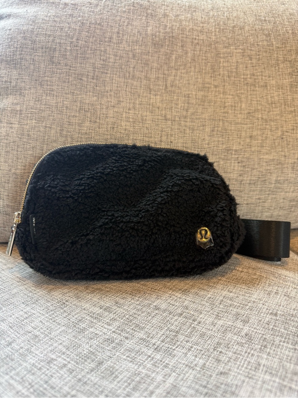 lululemon athletica Black Sherpa Waist Pack with Gold Logo